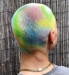 Splat Hair Dye, Short Blue Hair, Fantasy Hair Color, Girls With Shaved Heads, Creative Hair Color