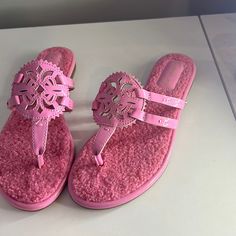 Never Worn Sherpa Pink Sandals - Circus By Sam Edelman Pink Leather Round Toe Slippers, Tan Flat Sandals For Spring, Flat Tan Sandals For Spring, Tan Flip Flops For Spring, Tan Flat Flip Flops For Spring, Flat Tan Flip Flops For Spring, Pink Sandals, 2024 Vision, Sam Edelman Shoes