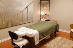 Spa Room Ideas, Massage Room Design, Massage Room Decor, Facial Room, Massage Therapy Rooms, Esthetician Quotes, Cavitation Machine, Reiki Room, Spa Room Decor