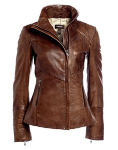 Danier updated bomber jacket Brown Leather Jacket, Leather Jackets Women, Looks Style, Look Fashion, Passion For Fashion, Autumn Winter Fashion, Casual Chic, Blazer Jacket, Leather Women