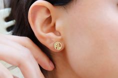 Elegant Gold Monogram Earrings, Initials Earrings As Gift, Initials Round Earrings Gift, Round Initials Earrings As Gift, Round Initials Earrings For Gift, Elegant Monogram Earrings As Gift, Anniversary Earrings With Initials, Classic Personalized Round Earrings, Gold Initials Earrings