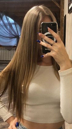 Best Hair Dye, Pretty Brunette, Brown Hair With Blonde Highlights, Brown Hair Balayage, Blonde Hair Inspiration, Hair Stylies, Haircuts For Medium Hair