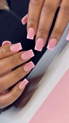 Short Nails Ideas Square, Summer Nail Inspo 2024 Square, Pink Square Acrylic Nails, Pink Tip Nails, French Tip Acrylic Nails, Work Nails, Short Square Acrylic Nails