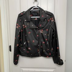 Black Faux Leather Jacket With Fun Flower Print. Zippered Pockets And Sleeves Gives This Jacket A Edgy Look. Worn Once, Practically Brand New. Comes From A Smoke Free Home. Leather Jacket With Patches, Motto Jacket, Patches Embroidery, Pu Jacket, Black Faux Leather Jacket, Faux Leather Jacket, Edgy Look, Faux Leather Jackets, Who What Wear