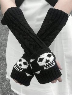 Estilo Harajuku, Digital Closet, Long Gloves, Grunge Punk, Grunge Goth, Knitted Gloves, Really Cute Outfits, Kawaii Clothes, Harajuku Fashion