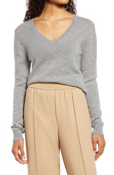 Stay warm in this luxuriously soft cashmere sweater fashioned in a relaxed, easy-to-layer fit. V-neck Long sleeves 100% cashmere Dry clean Imported Leggings Outfit Casual, Nordstrom Sweaters, Layered Fits, Nordstrom Women, Cowl Neck Top, Leggings Casual, Look Chic, Outfits With Leggings, V Neck Sweater