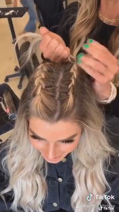 Coachella Braids Hairstyles, Beach Braids Short Hair, 2 Braids On Top Of Head With Hair Down, Two Braids On Top Of Head With Hair Down, Bachelorette Party Hairstyles, Braids Coachella, Festival Hair Long, Coachella Hair Ideas, Coachella Hair Braid