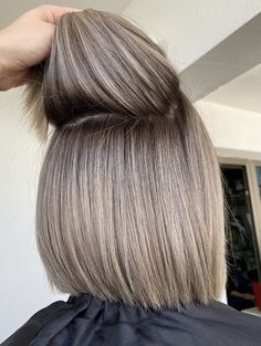 Gorgeous Hair Color, Brown Hair Balayage, Mom Hairstyles, Hair Colours, Brown Blonde, Hair Color And Cut, Hair Inspiration Color, Light Hair, Hair Colour