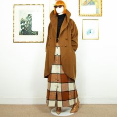 Vintage 1980s Tan Brown Mohair Wool Blend Double Breasted Coat Big Collar Size M Color: tan brown Fabric: mohair and wool 7 lined Closure: buttons With big collar and pockets. Conditions: Excellent Conditions, no damages or stains, ready to wear!  Size: M Fit: see measurements because vintage sizes can be different! MEASUREMENTS Length: 38" Shoulder to shoulder: 18" Sleeves: 20" Armpit to armpit flat: 21" Waist: 40" Hips: 44" Dm if you need more informations! For International delivery please co Coat Pattern Sewing, Big Collar, Pattern Sewing, Coat Patterns, Mohair Wool, Brown Fabric, Double Breasted Coat, Coats Jackets Women, Tan Brown