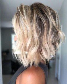 Short Curly Hairstyles For Women, Short Wavy, Short Curly Hair, Hair Today, Great Hair, Blonde Hair Color, Balayage Hair