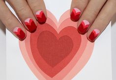 hearts Manicure Tutorials, Vday Nails, Wedding Nail Art Design, S Nails, Valentine Nail Art, Heart Nail Art, Nail Art Ombre