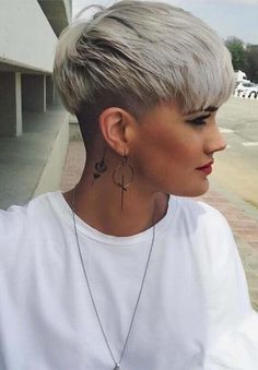 Short Pixie Haircuts For Women, Pixie Haircuts For Women, Pixie Haircut Styles, Short Haircuts With Bangs, Longer Pixie Haircut, Pixie Haircuts, Short Pixie Haircuts