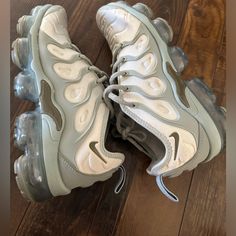 Very Good Conditions Nikes Women U.S 7.5 Size Color Is Gray Bluish Super Cute Color Nike Gray Sneakers With Air Cushioning, Gray Lace-up Sneakers With Air Cushioning, Gray Running Shoes With Air Max Cushioning, Vapormax Nike, Nike Shoes Air, Air Vapormax Plus, Shoes Air, Air Vapormax, Nike Sneakers