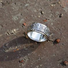 This is a vintage style to our most liked spinner rings collection! It has the deep cameo Butterfly Symbol beautifully embossed on the outside, with a most favorited spinning action. The Butterfly Symbol represents hope, rebirth and living out our lives in whatever circumstances that happen. The simple yet elegant design represents the purity of Zen and Buddhism and brings your courage and hope for life. In traditional Chinese culture, butterflies also represent love and lovers. Which also make Chinese Ring, Butterfly Symbol, Meditation Ring, Rings Collection, Meditation Rings, Ring Mens, Silver Spinner Rings, Tibetan Buddhism, Spinner Ring