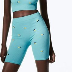 High Waist 96% Polyamide, 4% Elastane Ribbed Blue With Embroidered Lemons Size Xs/S Length: 16.5'' , Inseam: 6'', Waist: 23''(Flat) New With Tag B-31(5) Biker Leggings, Zara Leggings, Stretchy Shorts, Black Bike, Zara Shorts, Flowy Shorts, Crop Top And Shorts, Brown Girl, Cycling Shorts