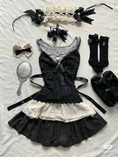 id : gogolin Pixie Styles, Dark Outfits, Goth Dress, Kawaii Fashion Outfits, Kawaii Fashion, Dream Wardrobe, Fashion Looks, Hair Makeup, Girl Fashion