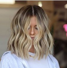 Blonde Lob Hair, Fall Blonde Hair Color, Fall Blonde Hair, Long Bob Haircuts, Lob Hairstyle, Blonde Hair Inspiration, Bob Hairstyles For Fine Hair, Short Hair Balayage