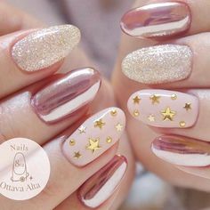 Starry Manicure, Star Nail Designs, Star Nail Art, Spring Nail Colors, Acrylic Coffin, Star Nails, Homecoming Nails, Cute Nail Art, Simple Nail Designs