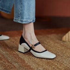 SIZE CHART Flats Shoes Comfortable Casual, Nb Shoes, Shoes Square Toe, Women Slippers Fashion, Female Shoes, Basic Heels, High Heel Mules, White Shoes Women, Thick Heel