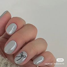 Milky Nails