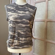 Nwt Pj Salvage Sleeveless Cano Top Size Small Moon Grey 80% Rayon 20% Polyester Sleeveless Camouflage Top For Spring, Casual Camouflage Sleeveless Top, Sleeveless Camouflage Cotton Top, Womens Tops, Moon, Tank Tops, Grey, Women Shopping, Color