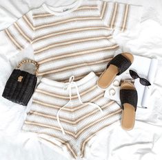 Sabo Skirt Willow Dress, Flat Lays, Platform Espadrilles, Winter Fashion Outfits, Travel Outfit, Spring Summer Fashion, Perfect Pair