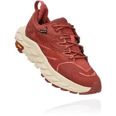 Quarter view Women's Hoka Anacapa Low Gore-Tex in Cherry Mahogany / Hot Sauce. Sku: 1119373CMHS Hoka Anacapa, Hoka One One Woman, Hoka Shoes, Womens Hiking Shoes, Waterproof Hiking Shoes, Nordic Walking, Hoka One One, Innovative Fashion, Hiking Women