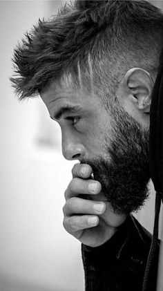 Barba Hipster, Crew Cut Haircut, Men Fade Haircut Short, Short Hair With Beard, Beard And Mustache Styles, Man With A Beard