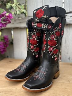 JB-1607 Negro Bota Vaquera con Cinturon Vaquero para Mujer - Botas Vaqueras para Mujer - Cinturones Vaqueros para Mujer Quince Boots, Mexican Boots For Women, Black And Red Boots, Vaquera Boots, Rose Boots, Mexican Boots, Beauty In Black, Red Quince, Cowgirl Boots Outfit