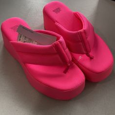 Nwt Wild Fable Pink Chunky Platform Angela Flip Flop Sandals Pink Platform Flip Flops For Spring, Spring Platform Pink Flip Flops, Pink Chunky Platform Slippers For Summer, Chunky Platform Sandals, Pink Slides, Platform Wedge Heels, White Sandals, Black Platform, Pink Heels