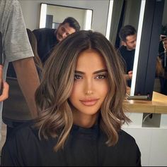 Lighter Brown Hair, Haircuts 2024, Honey Brown Hair, Brown Hair Inspo, Brunette Hair With Highlights, Brown Hair Balayage, Short Hair Balayage, Penteado Cabelo Curto, Hair Color And Cut