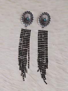 Western Concho Stone Tassel Stud Earrings - 2 Colors Yee Haw, Turquoise Color, Western Style, Black Glass, Western Fashion, Tassels, Stud Earrings, Turquoise, Stone