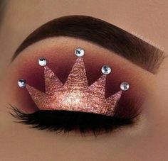 Colorful Summer Makeup, Summer Makeup Ideas, Fantasy Make-up, Maquillage Yeux Cut Crease, Make Up Designs, Lip Art Makeup, Cute Eye Makeup, Mode Tips, Smink Inspiration