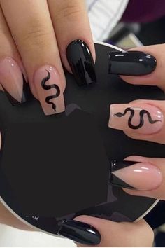 Unghie Nail Art, Punk Nails, Makijaż Smokey Eye, Design Nail, Square Acrylic Nails, Nail Art Ideas, Dope Nails, Short Acrylic Nails, Best Acrylic Nails