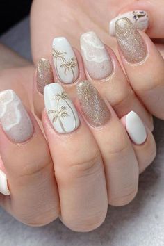 Tropical Nail Designs, Palm Nails, Cruise Nails, Beach Nail Designs, Unghie Sfumate, Summer Nails Beach, Tropical Nails, Vacation Nails