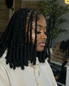 Short Soft Locs With Barrel Ends, Short Locs With Curls, Short Soft Locs Hairstyles, Locs Styles, Short Locs, Soft Locs, Braids Ideas, Birthday Hairstyles