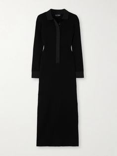 Peter Hawkings' first collection as Creative Director for TOM FORD was an instant hit - it's filled with the classic '90s-inspired silhouettes that helped the brand reach cult status. This midi dress is made from 14-gauge wool-blend and has shoulder pads that add structure to the soft, figure-skimming silhouette. Unfasten the buttons to create a plunging V-neckline and style with a statement belt. Build Wardrobe, Tom Ford Dress, Tom Ford Clothing, Turtleneck Midi Dress, Statement Belt, Professional Wardrobe, V Neck Midi Dress, Green Midi Dress, Guilty Pleasures