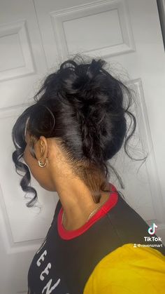 90s Pin Curl Bun, French Bun Black Women, French Rolls Hairstyles For Black Women, French Roll Hairstyle Wedding, Hair French Roll, French Roll Hairstyle For Black Women, Side Part Updo