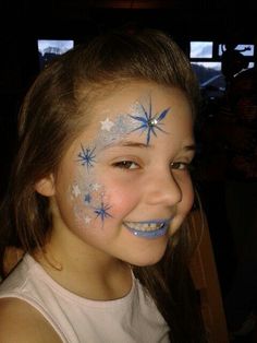 Face Paint Recipe, Frozen Makeup, Elsa Face, Diy Face Paint, Christmas Party Makeup, Frozen Face