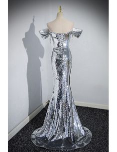 10% off now! Shop sparkly sequin mermaid long fit prom dress with off the shoulder straps online. Sheprom offers formal, party, casual & more style dresses to fit your special occasions. Fitted Prom Dresses, Hoco Dresses Long, Velvet Prom Dress, Bodycon Floral Dress, Prom Dresses Vintage, Sparkly Dress, Lace Dress Black, Long Black Dress, Ball Gown Dresses