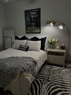 Black And Beige Room Decor Bedroom, 5 Wall Bedroom Layout, Black Beige Aesthetic Bedroom, Zebra Room Ideas Bedrooms, Zebra Throw Blanket, Bedding Ideas Black And White, Room Ideas Aesthetic Beige, Black Accent Bedroom Decor, Black And Leopard Bedroom