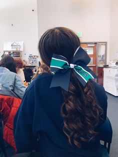 Cheer Braids, Cheerleading Hair, Cute Cheerleading Hairstyles, Cheer Hairstyles With Bows, Track Hairstyles, Curled Ponytail