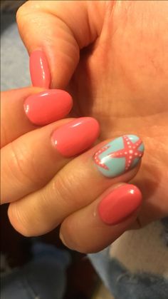 Beach Nails Vacation Simple Gel, Nails Vacation Simple, Beach Nails Vacation Simple, Starfish Nail Art, Beach Nails Vacation, Acrylic Nails Yellow, Hawaiian Nails, Beach Themed Nails, Hawaii Nails