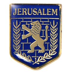 a blue and gold emblem with a lion on it's chest, against a white background