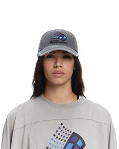 Space Gray cotton cap. Ripped effect details on the front. Logo embroidered on the front. Cold Culture logo embroidered on the back. Easily adjusts to fit all sizes with an adjustable strap and metal buckle. Gray Baseball Cap With Logo Patch, Gray Baseball Cap With Embroidered Logo For Streetwear, Gray Baseball Cap With Embroidered Logo And Curved Bill, Gray Curved Bill Baseball Cap With Embroidered Logo, Gray Cotton Trucker Hat For Sports, Gray Cotton Baseball Cap With Embroidered Logo, Gray Cotton Baseball Cap For Streetwear, Gray Curved Bill Baseball Cap For Streetwear, Gray Cotton Baseball Cap With Curved Bill