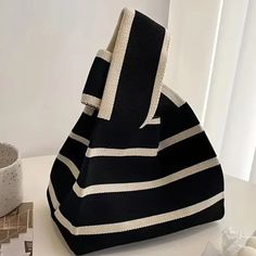 Brand New Hand Held Handwoven Hand Bag Stripes Plaid Tote Bag, Wrist Bag, Knitting Tote Bag, Knitting Tote, Casual Tote Bag, Design Del Prodotto, Wide Stripes, Reusable Shopping Bags, Casual Tote