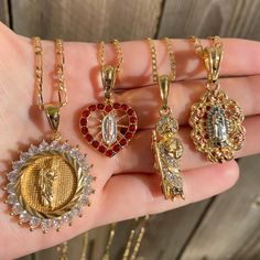 San judas and Guadalupe necklaces for sale! Gold Things, Plated Jewelry, Girly Jewelry, Gold Plated Jewelry, Silver Gold, 925 Silver, Gold Jewelry, Gold Plate