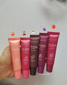 Swiss Beauty Lip Balm, Lip Balms Aesthetic, Lip Products Aesthetic, Lip Balm Aesthetic, Lipcare Skincare, Best Lip Balms, Nail Paint Shades, Skin Tone Makeup, Skin Care Basics