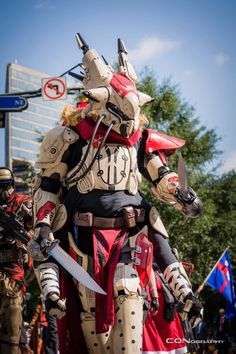 Destiny Cosplay at DragonCon 2014 Fallen Captain Destiny, Destiny 2 Cosplay, Destiny Eliksni, Destiny Fallen, Destiny Cosplay, Destiny Bungie, Video Game Cosplay, Destiny Game