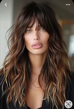 Shag Hairstyles Medium Fine Hair, Hair Styles For Long Faces, Side Part Long Hair, Razored Hair, Shaggy Haircut, Summer Hair Trends, Choppy Haircuts, Medium Box Braids